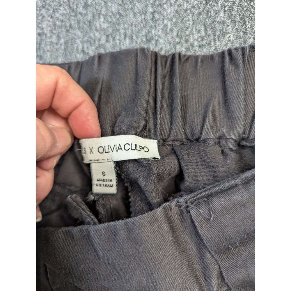 Express x Olivia Culpo Womens Black Cargo Utility Shorts High Waisted Size 6 - Picture 9 of 13